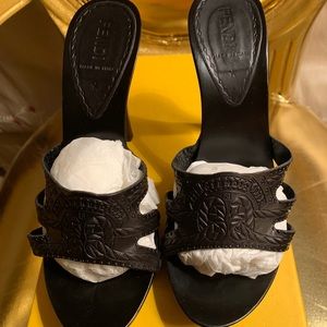 Fendi black leather sandals